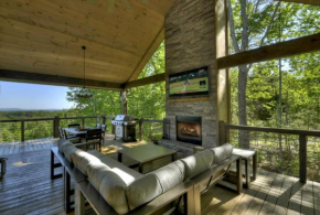 4 Dancing Bears- Mtn Views Hot Tub Custom Design